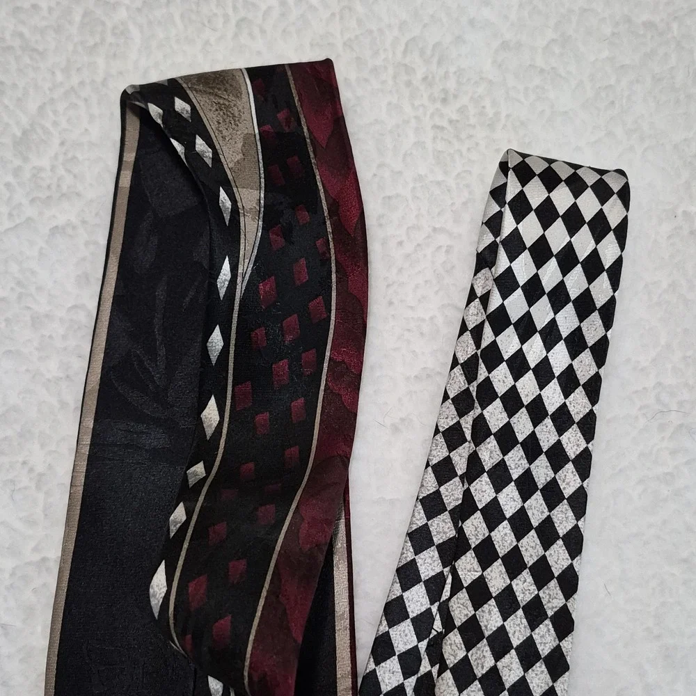 Zeidler & Zeidler Men's Silk Tie Art Deco Style Red Black White Check 60
